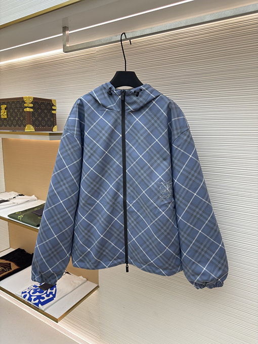 バーバリー ブルーの斜めチェック刺繍リバーシブルジャケット