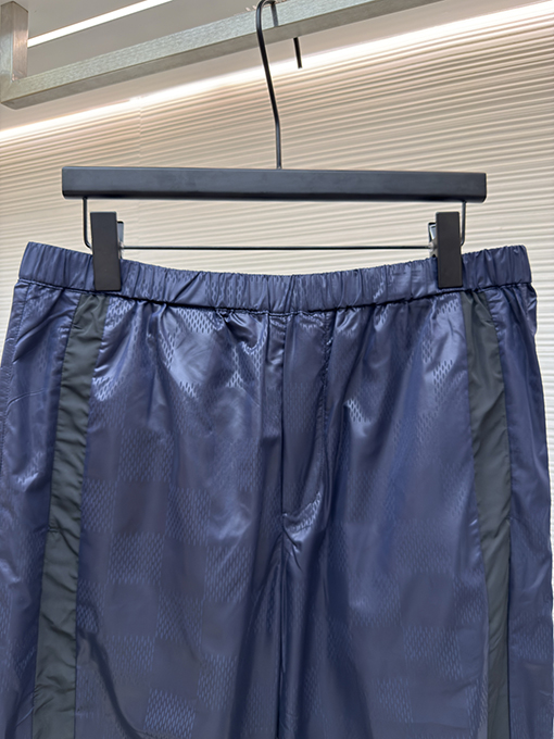 ルイヴィトン ダークチェッカーボードのトラックパンツ