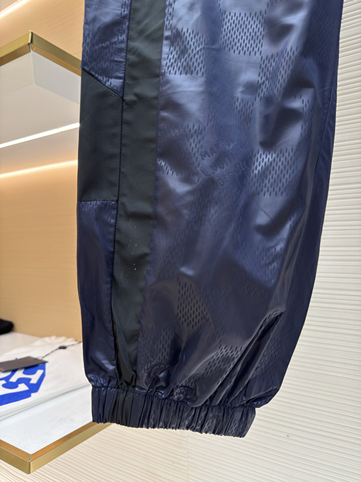 ルイヴィトン ダークチェッカーボードのトラックパンツ
