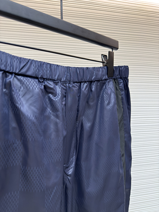ルイヴィトン ダークチェッカーボードのトラックパンツ