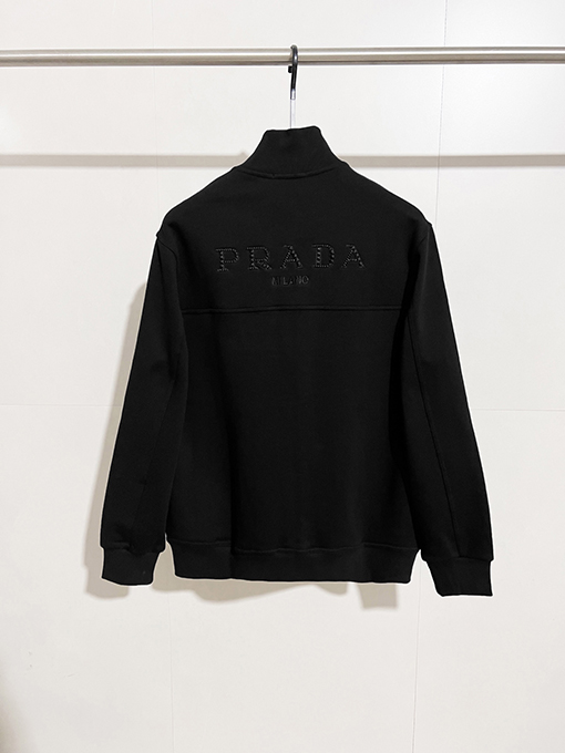 プラダ PRADA クラシックなバック刺繍のサンディングフリースジャケット