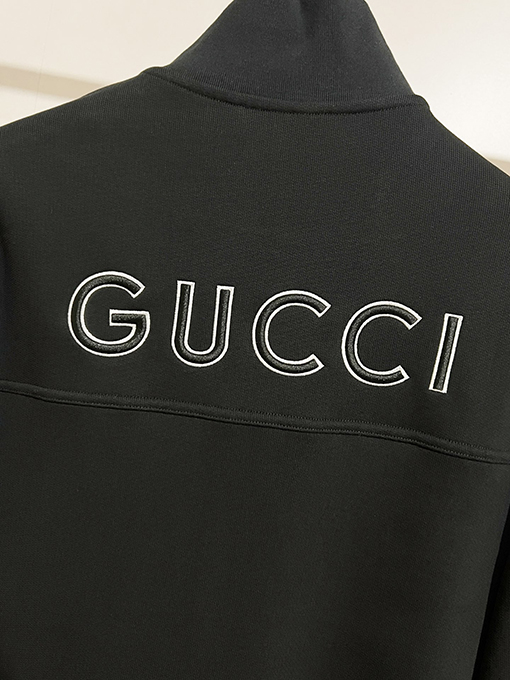 グッチスーパーコピー GUCCI クラシックな刺繍入りフリース厚手ジャケット