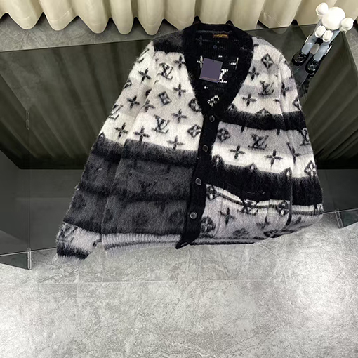 ルイヴィトン LV クラシックロゴニットカーディガンセーター
