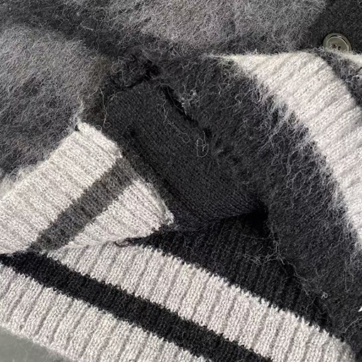 ルイヴィトン LV クラシックロゴニットカーディガンセーター