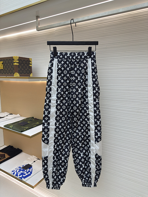 ルイヴィトン プリントテクニカルトラックパンツ