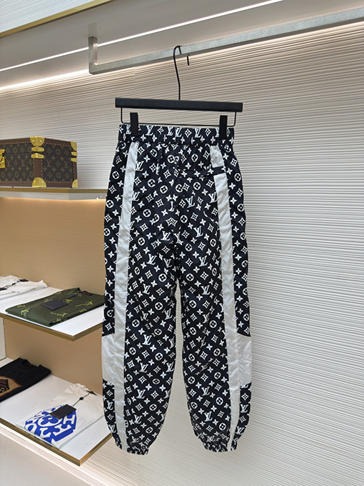 ルイヴィトン プリントテクニカルトラックパンツ
