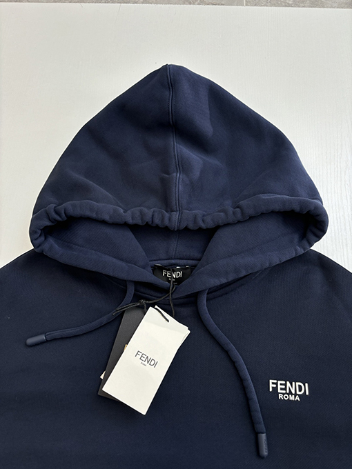 フェンディコピー 新しい FENDI メタルレターウェビングパーカー