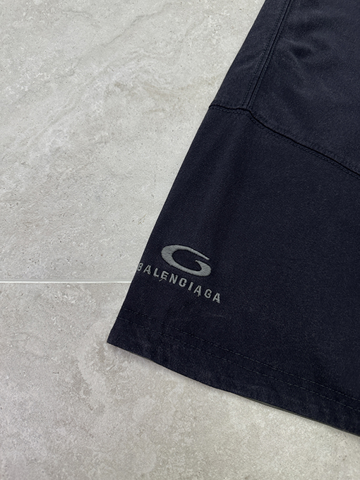 バレンシアガコピー おしゃれな二重リバーシブル半袖Tシャツ