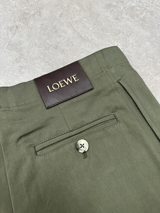 ロエベ サイドジップベルトパンツ