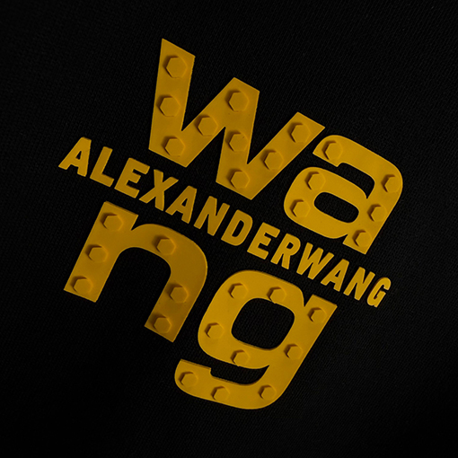 アレキサンダーワン wang レゴ文字レゴプリントのシリコンラウンドネック スパーカー