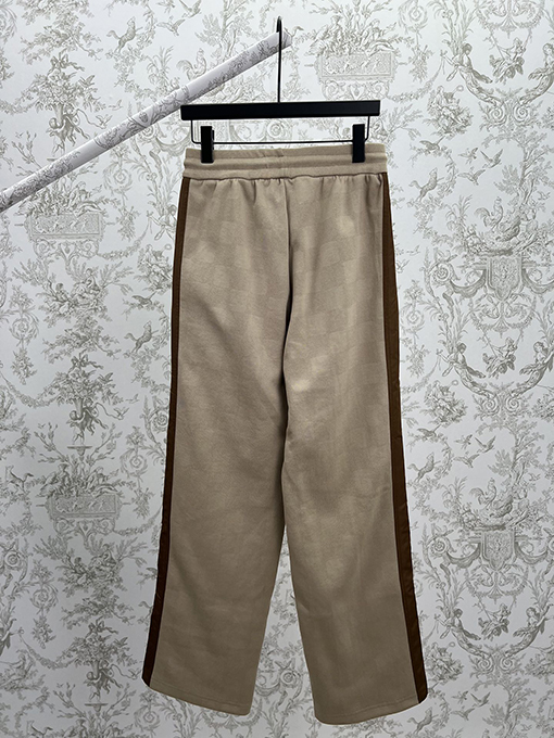 ルイヴィトン 新しいモデル DAMIER カーゴパンツ