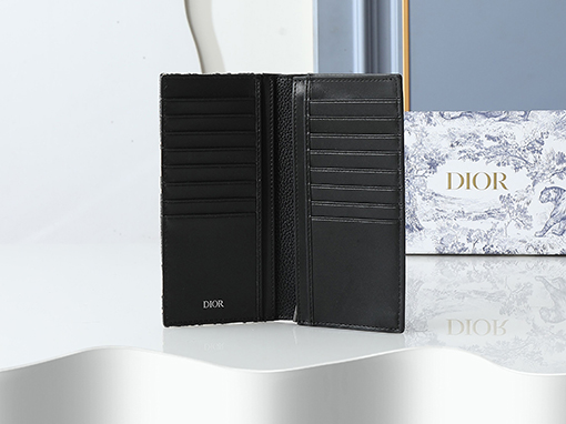 ディオールスーパーコピー ロング二縦折りバージョン財布