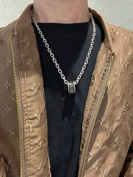 バレンシアガ ファッションネックレス