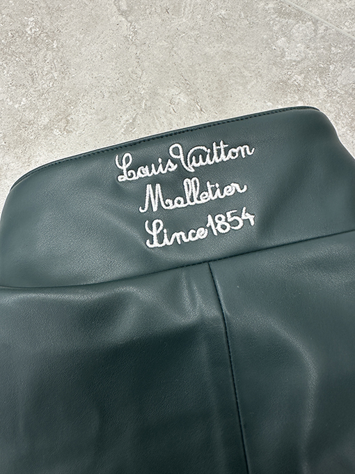 ルイヴィトン LV スタンドカラーのレザーパネルジャケット