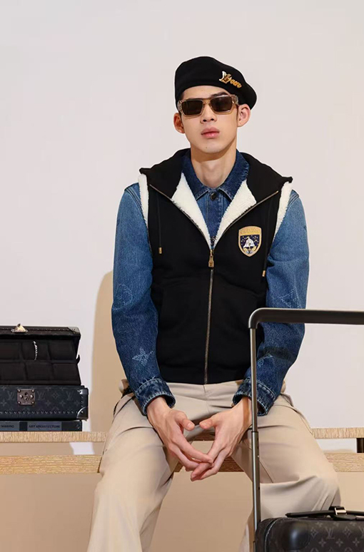 ルイヴィトンスーパーコピー LV 両面フード付きベスト