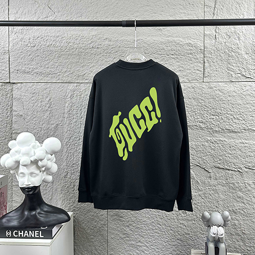 グッチコピー 胸にダブルGの刺繍がされたスパーカー