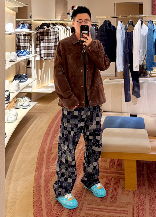 ルイヴィトンスーパーコピー 刺繍入りスエードジャケット