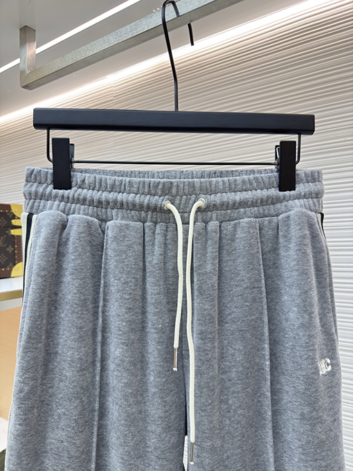 セリーヌ 凱旋門刺繍りカジュアルパンツ