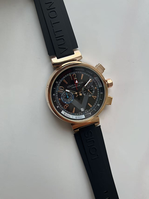 ルイヴィトンスーパーコピー LOUIS VUITTON スマート電子時計
