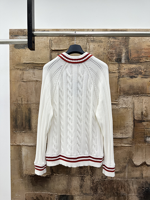 ルイヴィトン Louis Vuitton 新しいVネックプルオーバーセーター