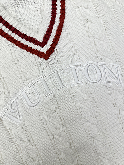 ルイヴィトン Louis Vuitton 新しいVネックプルオーバーセーター
