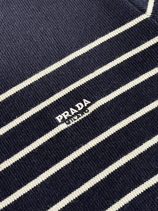 プラダコピー Prada 新作ストライプ刺繍ボタンサイドオープンセーター