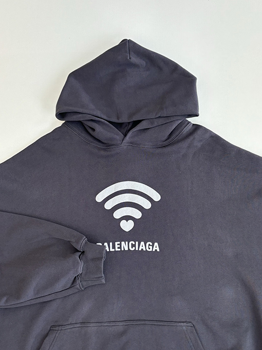 バレンシアガスーパーコピー 新しいワイヤレス文字 WiFi プリントパーカー