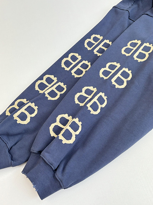 バレンシアガ 新しいビットコイン ダブルBプリント リップドパーカー