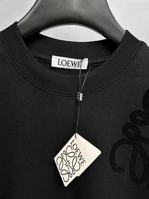 ロエベスーパーコピー 新しい重工業フロッキングロゴ半袖Tシャツ