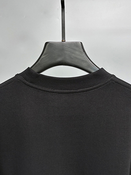 ロエベスーパーコピー 新しい重工業フロッキングロゴ半袖Tシャツ