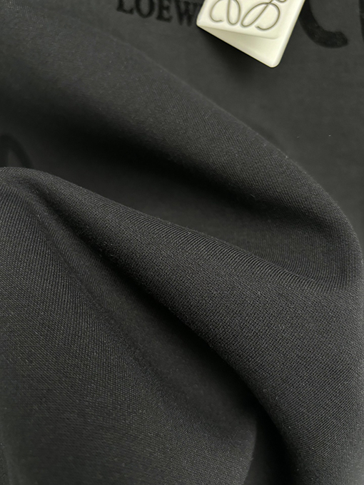 ロエベスーパーコピー 新しい重工業フロッキングロゴ半袖Tシャツ