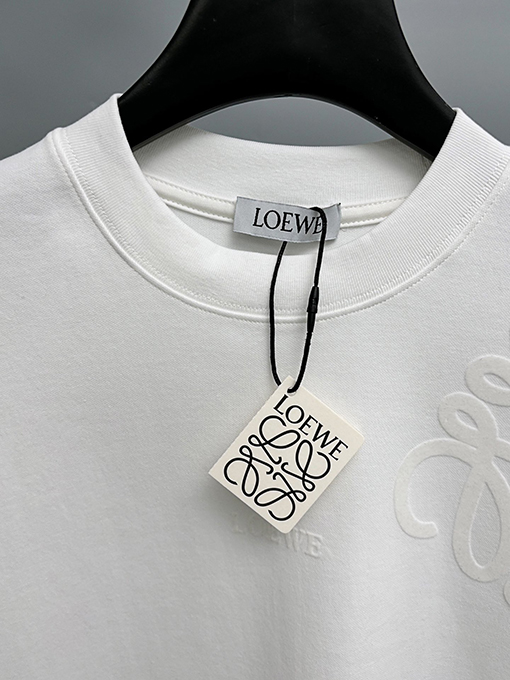 ロエベスーパーコピー 新しい重工業フロッキングロゴ半袖Tシャツ