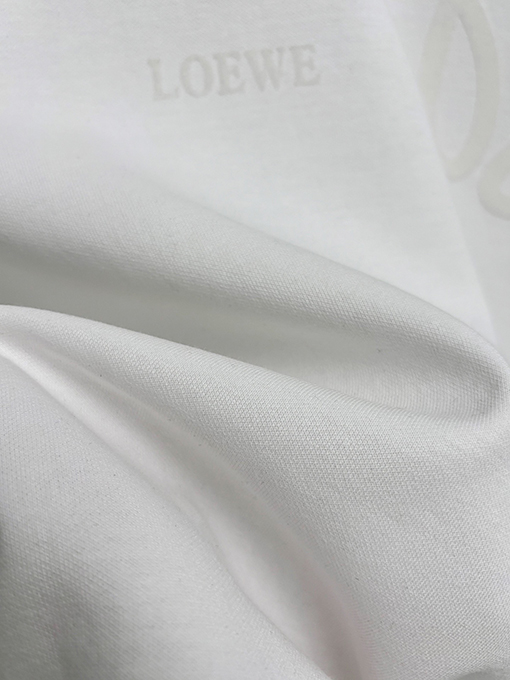 ロエベスーパーコピー 新しい重工業フロッキングロゴ半袖Tシャツ