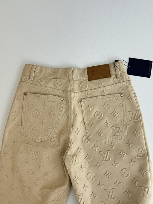 ルイヴィトン ファレル コレクション エンボスデニムパンツ