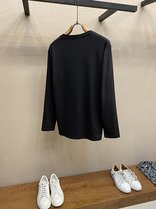 ロエベ Loewe 新ロゴ刺繍入り長袖シャツ