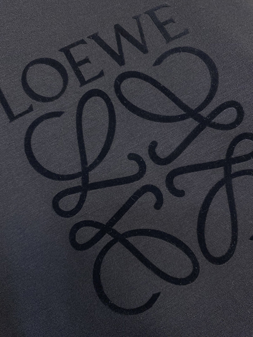 ロエベ Loewe 新ロゴ刺繍入り長袖シャツ