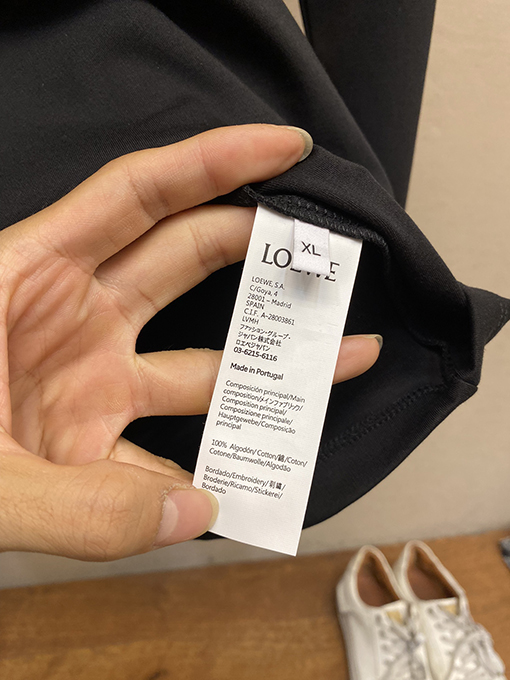 ロエベ Loewe 新ロゴ刺繍入り長袖シャツ