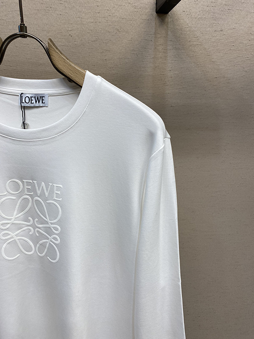 ロエベ Loewe 新ロゴ刺繍入り長袖シャツ