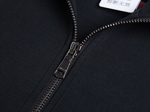グッチスーパーコピー Gucci レタリング刺繍入りハーフジップスタンドカラースパーカー