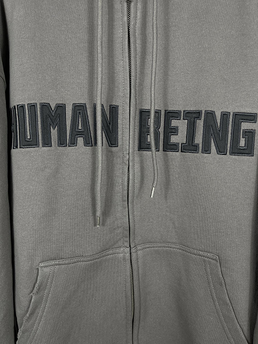 バレンシアガ HUMAN BEING 刺繍パッチ付きフード付きジップアップスパーカー