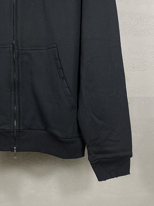 バレンシアガコピー BALENCIAGA バックロゴプリントのフード付きジップアップスパーカー