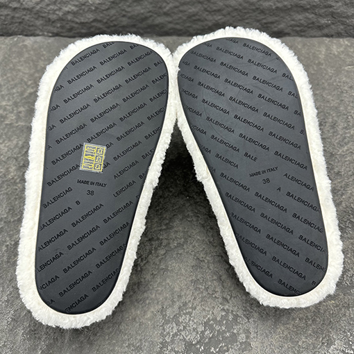 バレンシアガ BALENCIAGA FURRY レディースプラットフォームサンダル