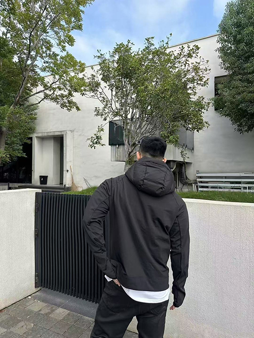 Moncler × Rick Owens のユニセックスダウンジャケット