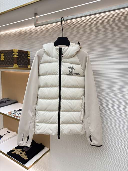 Moncler × Rick Owens のユニセックスダウンジャケット