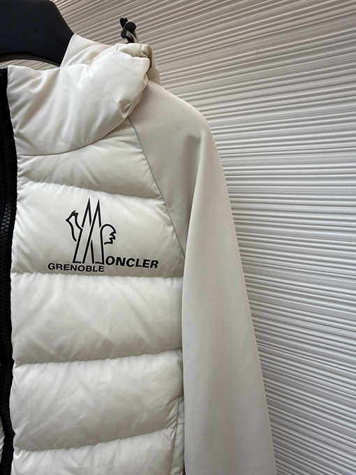 Moncler × Rick Owens のユニセックスダウンジャケット