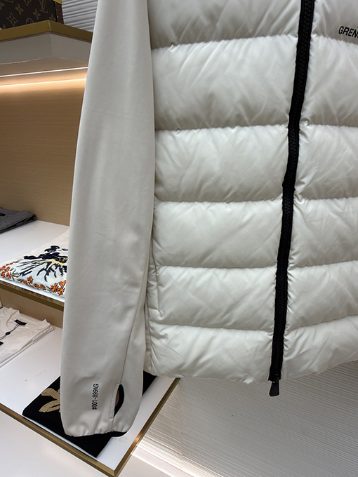 Moncler × Rick Owens のユニセックスダウンジャケット