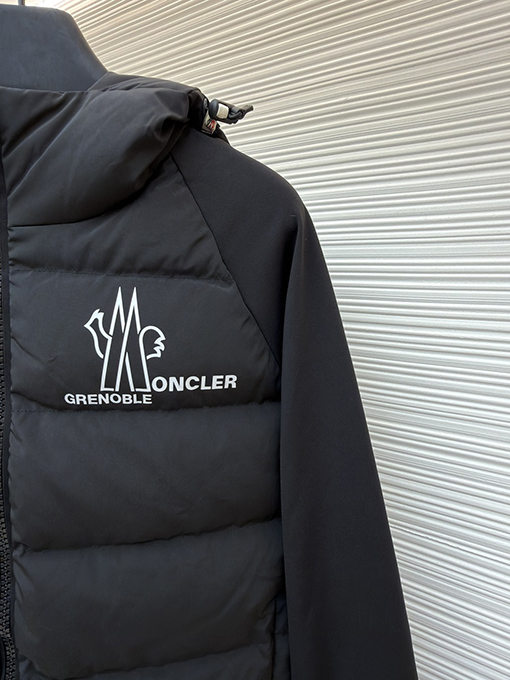 Moncler × Rick Owens のユニセックスダウンジャケット