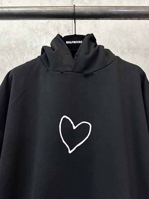 バレンシアガ Balenciaga ウォッシュダメージハート型フード付きスパーカー
