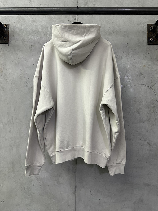 バレンシアガ Balenciaga ランウェイスタイルのロゴプリントフード付きスパーカー