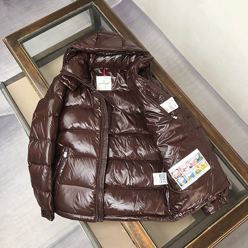 モンクレールコピー セレブと同じスタイルのマヤダウンジャケット